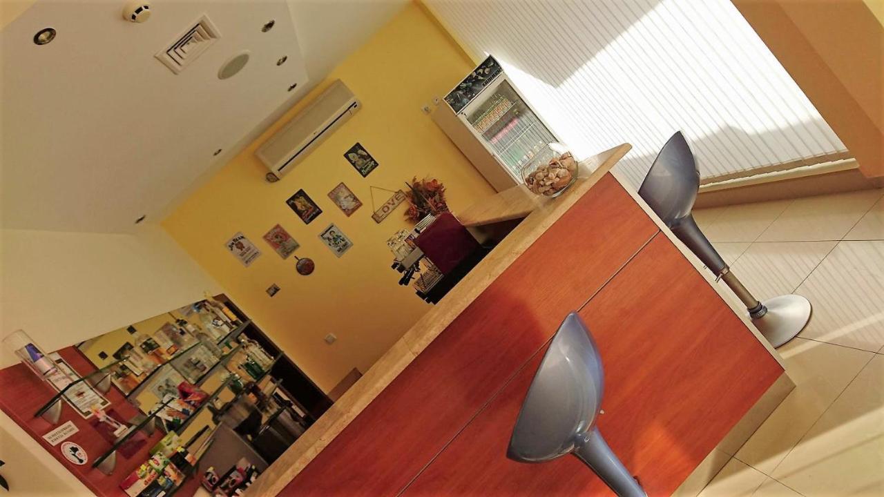 Diamond Hotel 프리모르스코 외부 사진